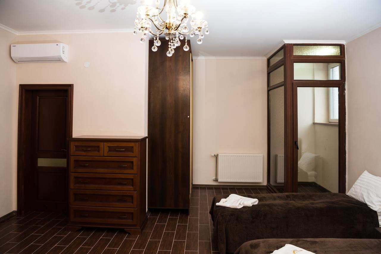 Hotel " Boutique " 우주고로트 외부 사진