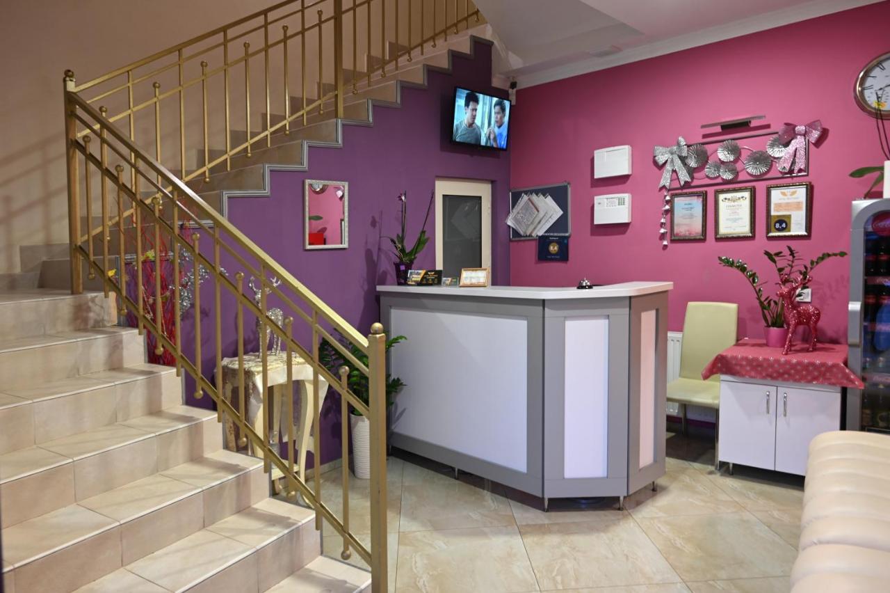 Hotel " Boutique " 우주고로트 외부 사진